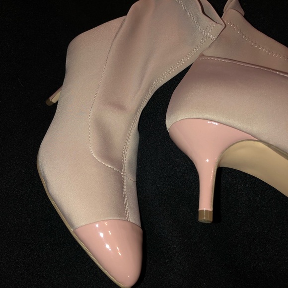 🎉🥳 #HP🥳🎉 Nanette Lepore Cap Toe Ankle Booties - Picture 2 of 7